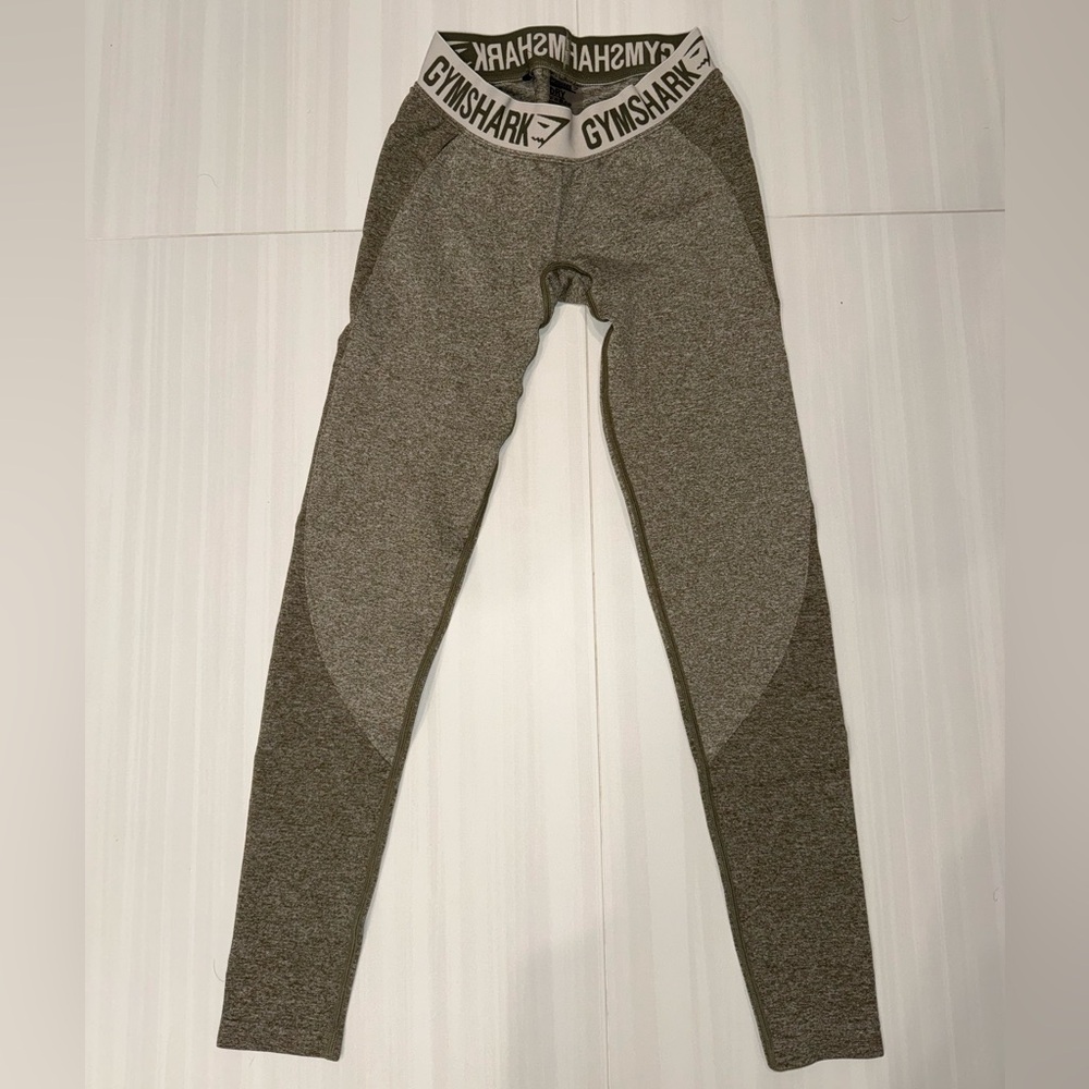 Gymshark Flex Khaki/Sand Leggings
